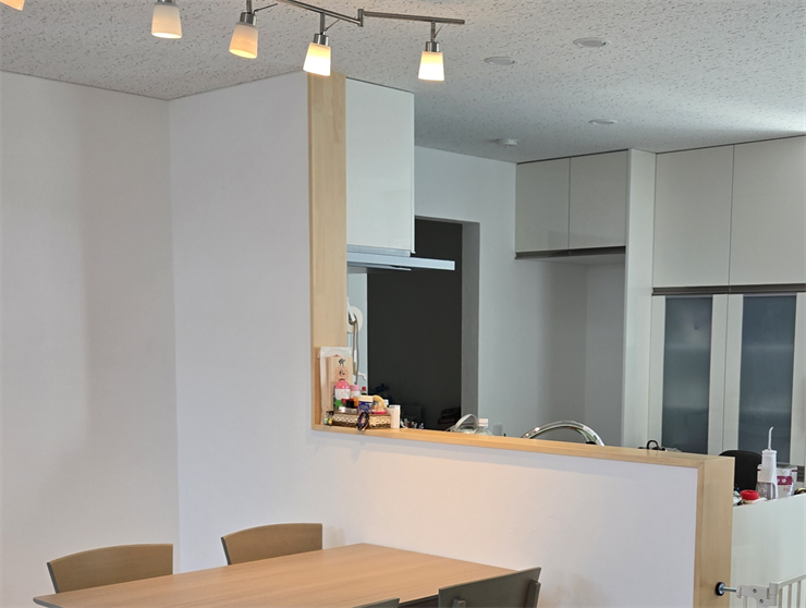 設計：株式会社島ケン工務店　施工：西谷工業株式会社